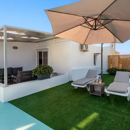 Sky High Loft דירה *