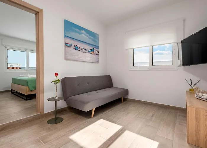 Sky High Loft Daire Rhodes City