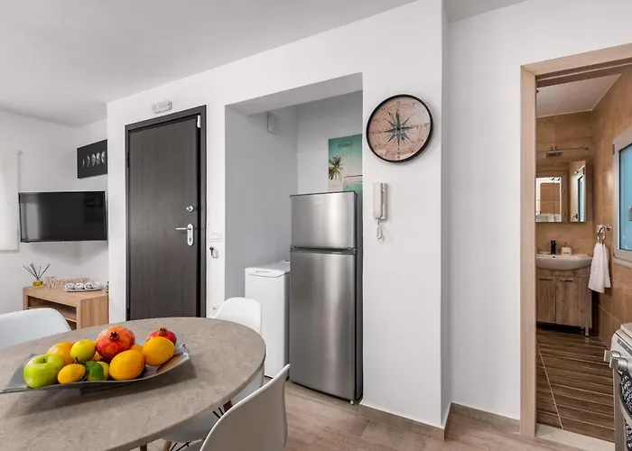 Sky High Loft Rhodes City